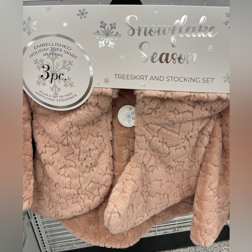 Pink Christmas Holiday Plush Faux Fur & Sequin Tree Skirt & 2 Stocking Set NWT